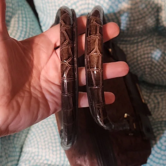 Brown Crocodile US Polo Embossed Leather Handbag - Picture 7 of 12